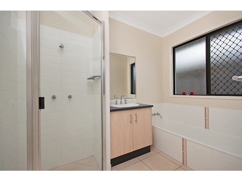 22 Goldberg Close, White Rock QLD 4868