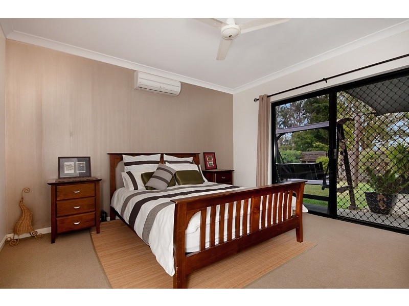 2 Brose Street, White Rock QLD 4868