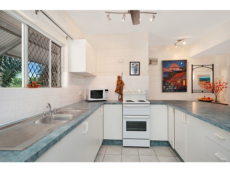 8/79 Arlington Esplanade, Clifton Beach QLD 4879