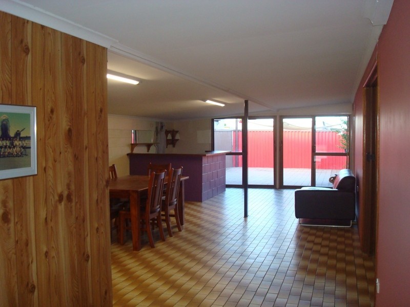 124 – 126 Newell Street, Bungalow QLD 4870