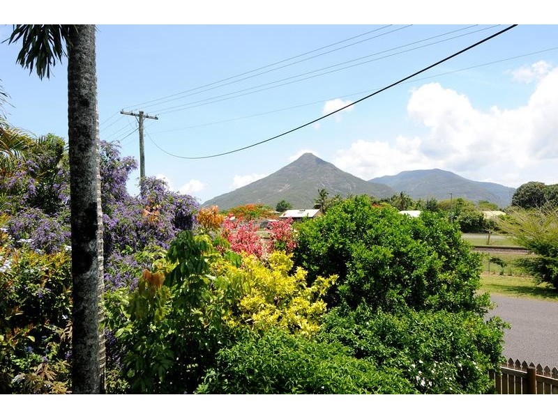 32 Alley Street, Gordonvale QLD 4865
