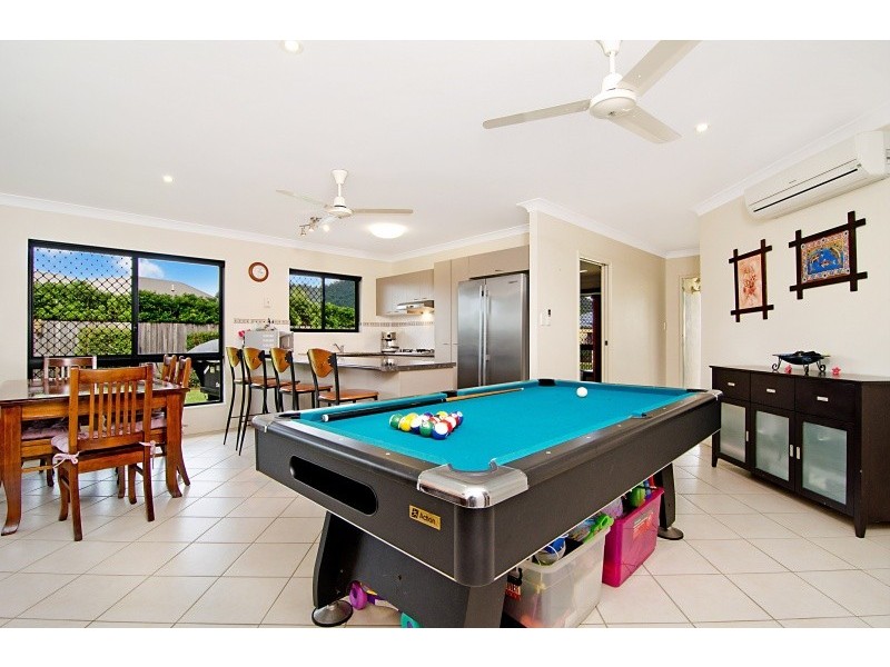 6 Lillipilli Street, Redlynch QLD 4870