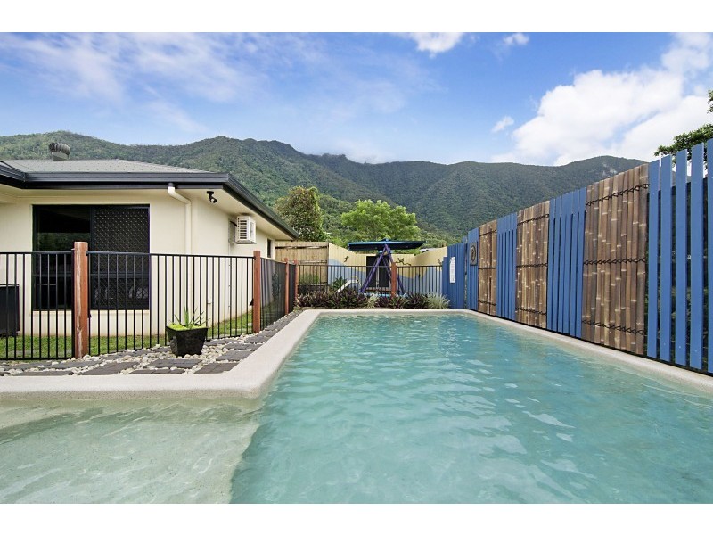 6 Lillipilli Street, Redlynch QLD 4870