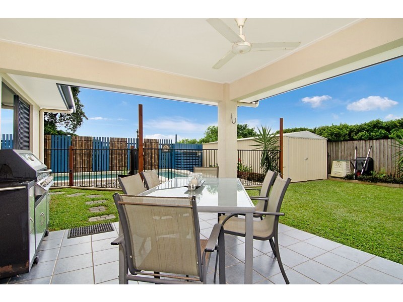 6 Lillipilli Street, Redlynch QLD 4870