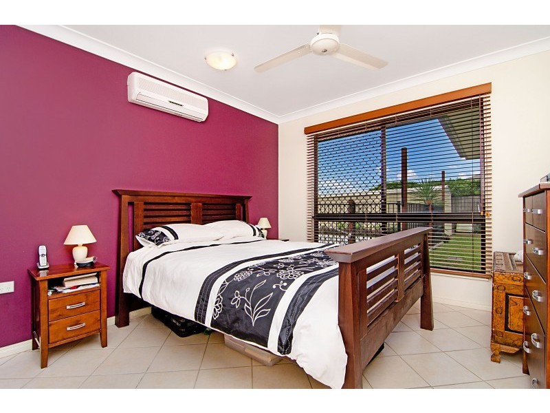 6 Lillipilli Street, Redlynch QLD 4870