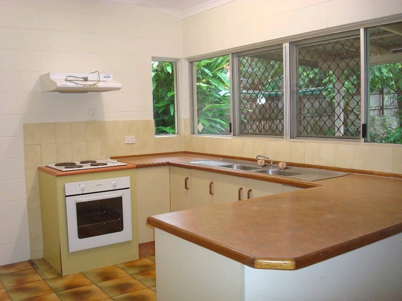 15 Massey Street, Edmonton QLD 4869