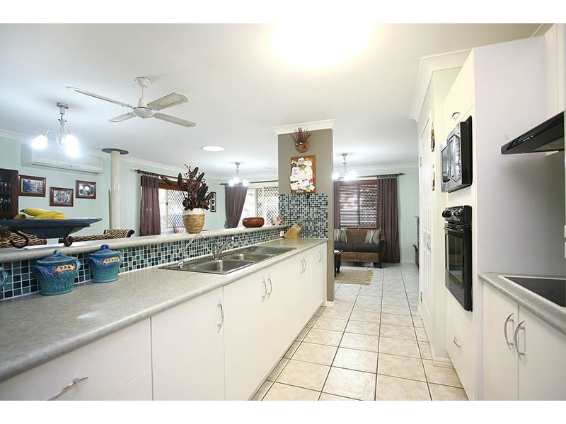 135 Moreton Terrace, Beachmere QLD 4510