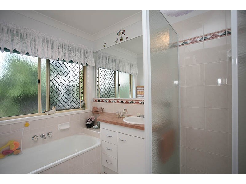 135 Moreton Terrace, Beachmere QLD 4510