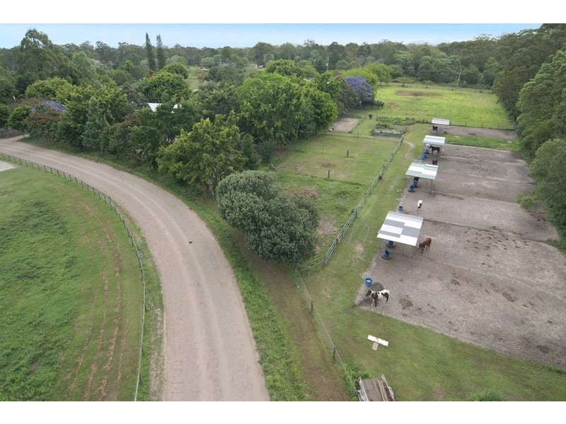 240 Rutters Road, Elimbah QLD 4516