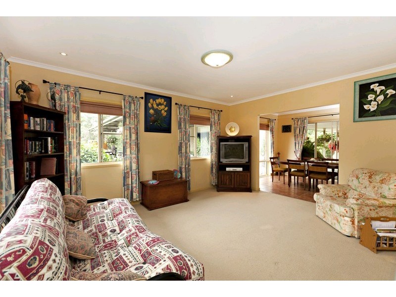 240 Rutters Road, Elimbah QLD 4516