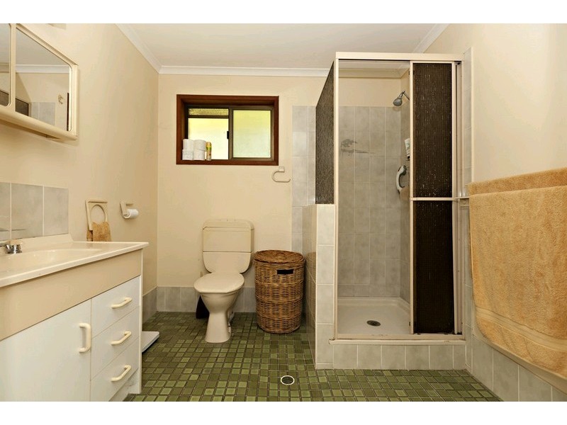 240 Rutters Road, Elimbah QLD 4516