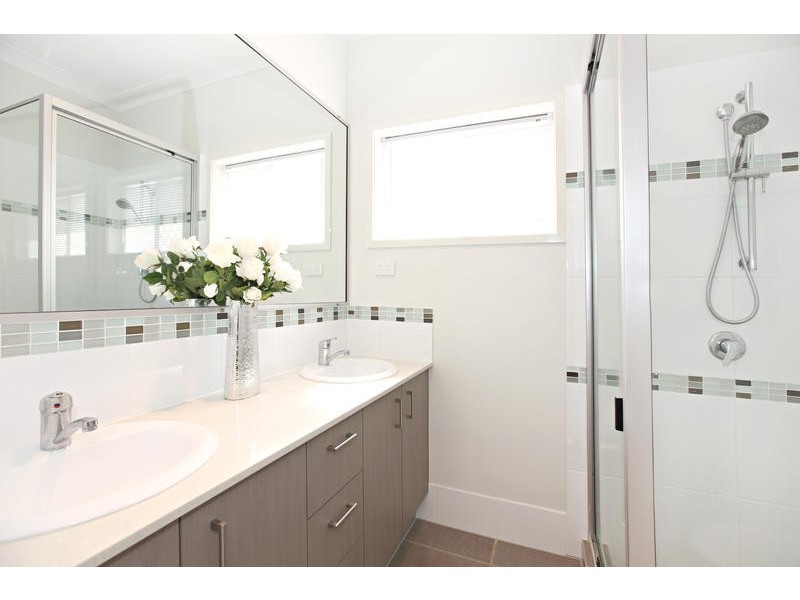 24 Lanagan Circuit, North Lakes QLD 4509