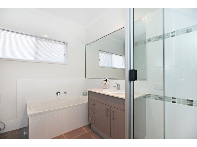 24 Lanagan Circuit, North Lakes QLD 4509