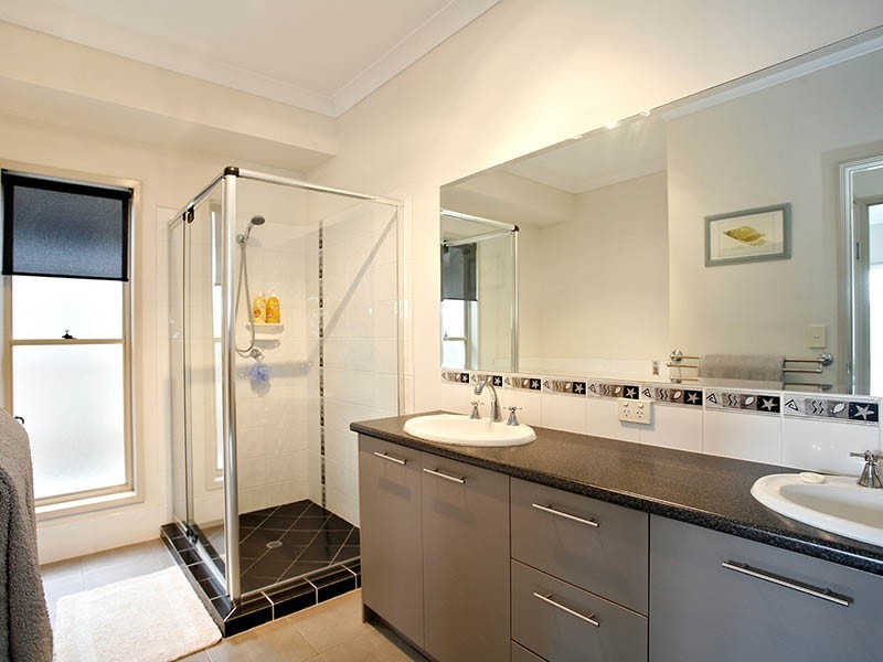 5 Wilga Street, North Lakes QLD 4509