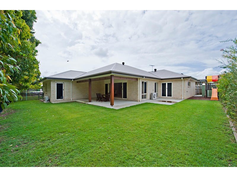 15 Satinash Court, North Lakes QLD 4509