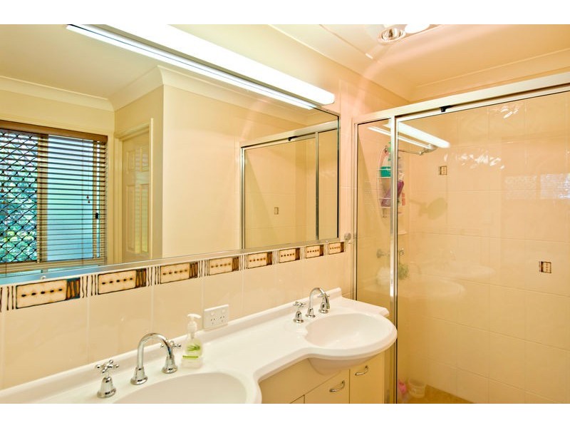 4 Pearson Court, North Lakes QLD 4509