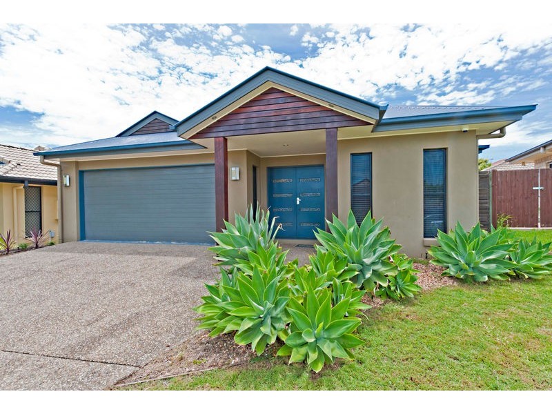 6 Brookfield Street, North Lakes QLD 4509