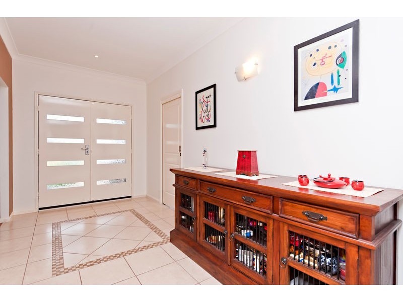 6 Brookfield Street, North Lakes QLD 4509