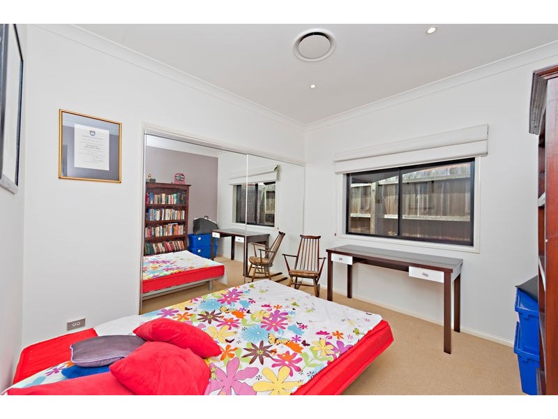 6 Brookfield Street, North Lakes QLD 4509