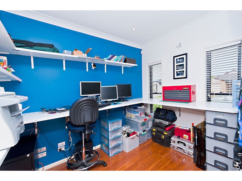 6 Brookfield Street, North Lakes QLD 4509