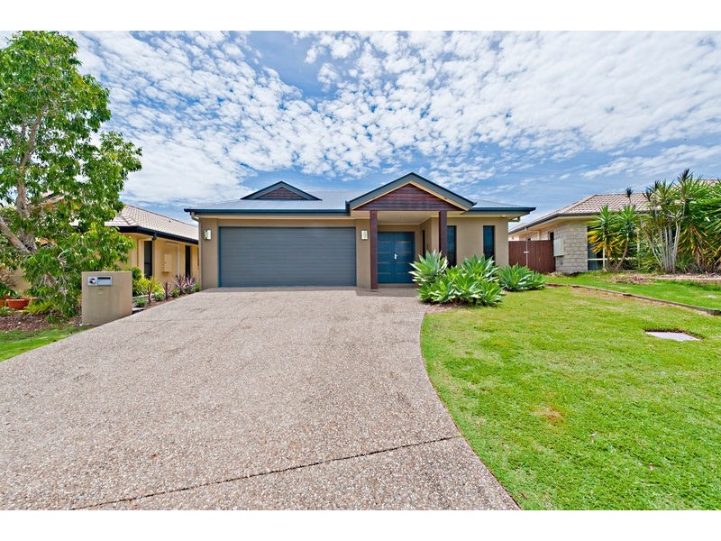 6 Brookfield Street, North Lakes QLD 4509