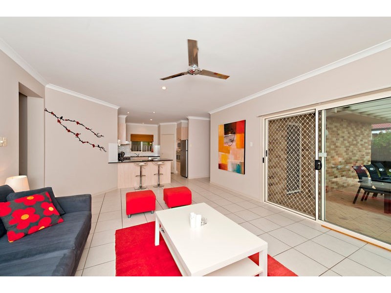 16 Cottonwood Circuit, North Lakes QLD 4509