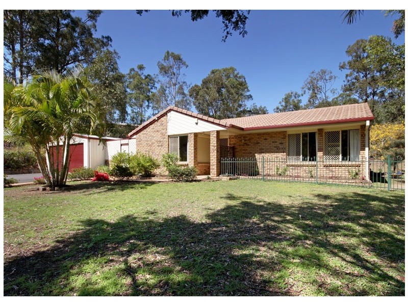 35 Beech Drive, Cashmere QLD 4500
