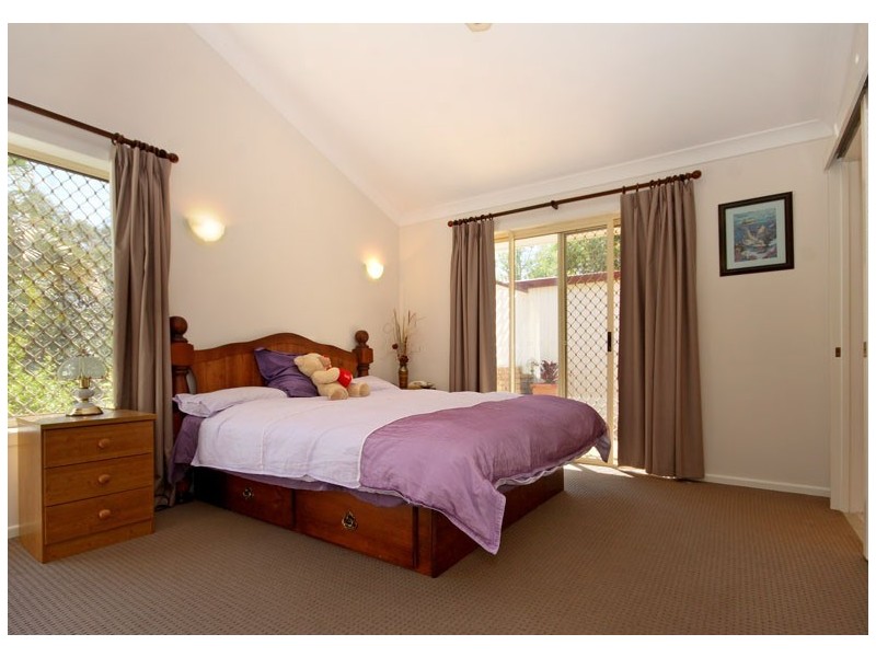 35 Beech Drive, Cashmere QLD 4500