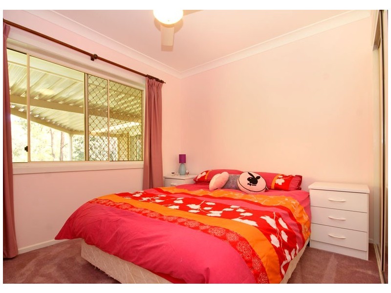 35 Beech Drive, Cashmere QLD 4500