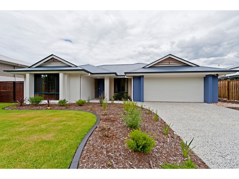 27 Wedgetail Circuit, Narangba QLD 4504