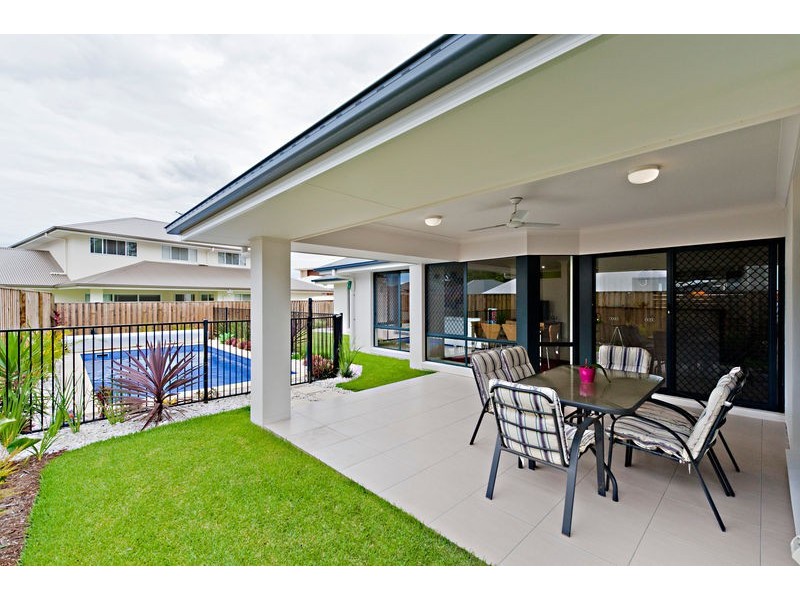 27 Wedgetail Circuit, Narangba QLD 4504