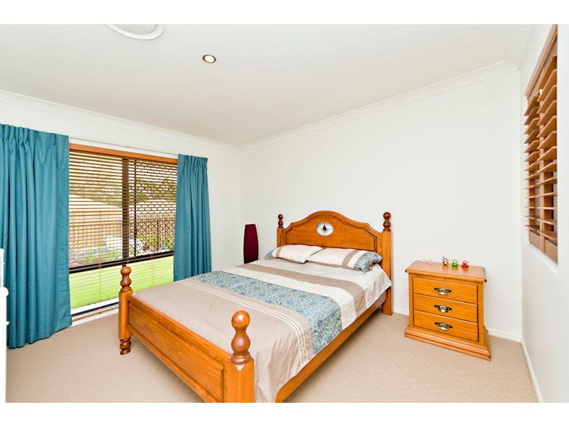27 Wedgetail Circuit, Narangba QLD 4504