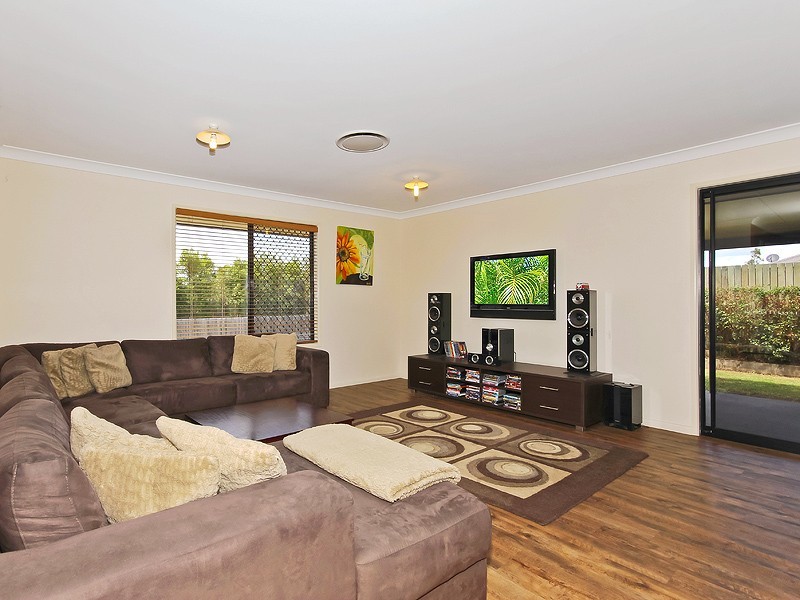 34 MacDonald Drive, Narangba QLD 4504