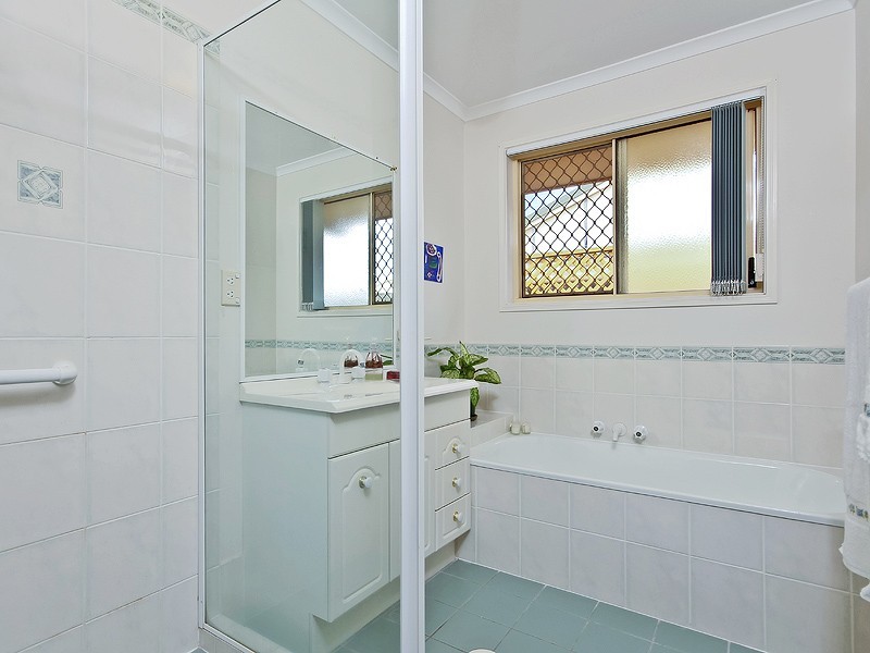 48 Xanadu Court, Rothwell QLD 4022