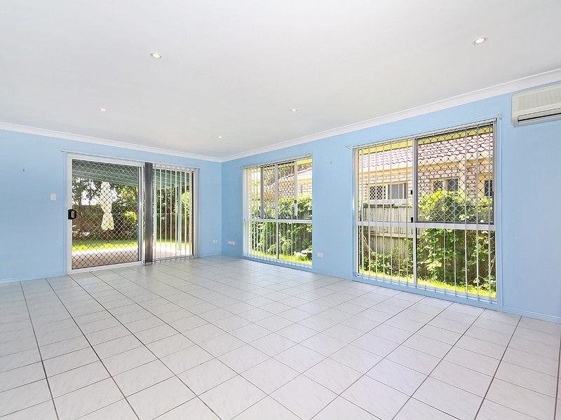 15 Cheviot Street, North Lakes QLD 4509