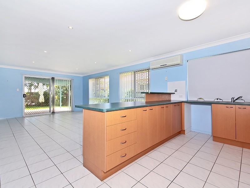 15 Cheviot Street, North Lakes QLD 4509