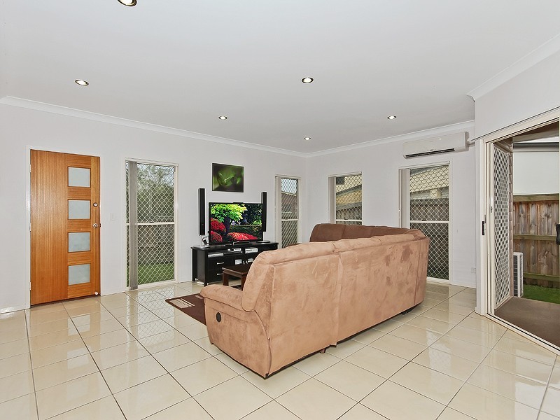 7 Welsby Street, Rothwell QLD 4022