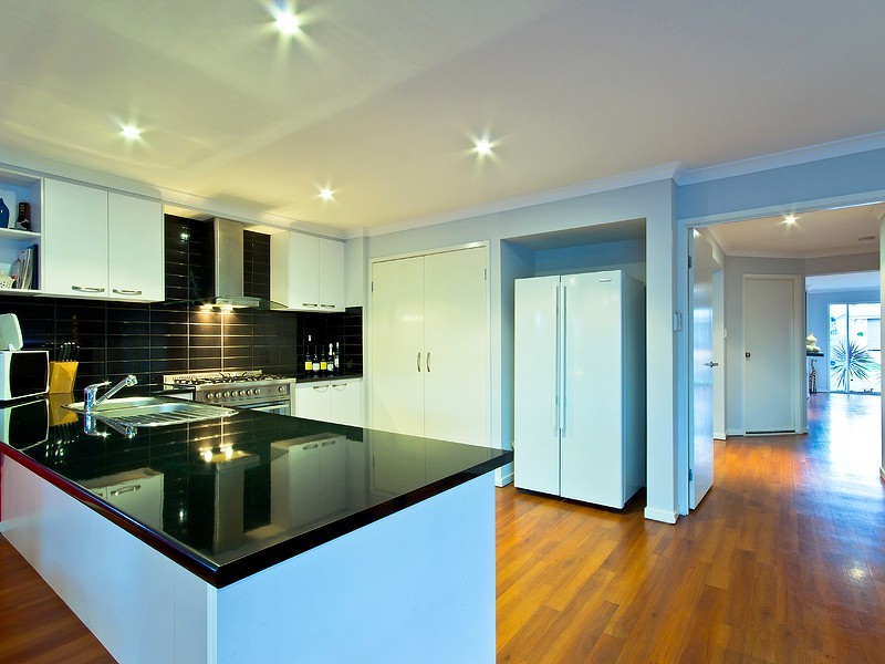 15 Kennedia Court, North Lakes QLD 4509