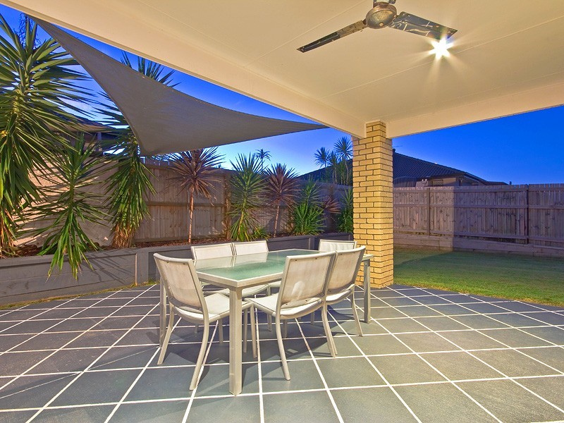 15 Kennedia Court, North Lakes QLD 4509