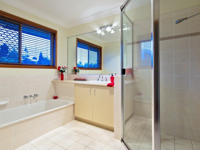 22 Mckenzie Avenue, Narangba QLD 4504