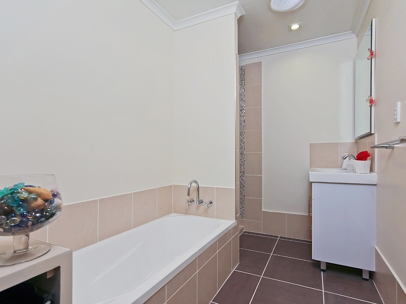 15 Mary Street East, Mango Hill QLD 4509