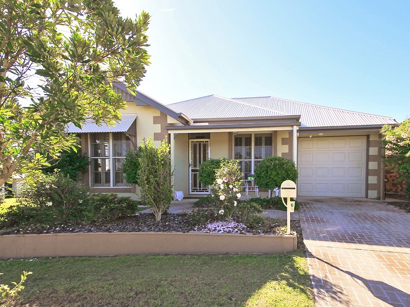 60 Cottonwood Circuit, North Lakes QLD 4509