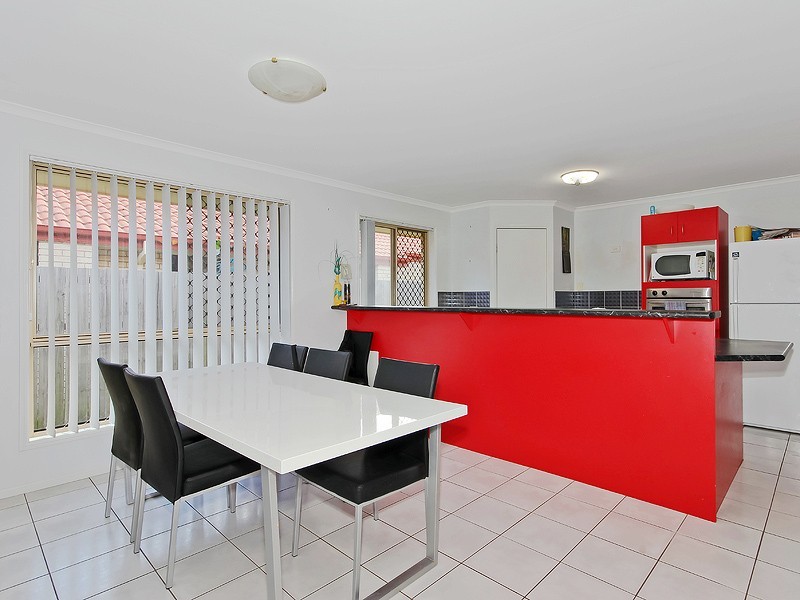 22 Whitfield Court, North Lakes QLD 4509