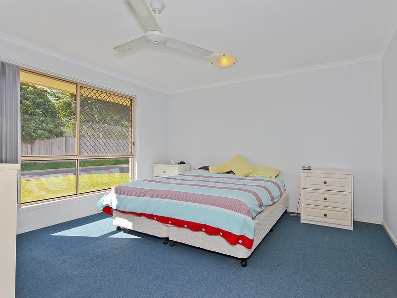 22 Whitfield Court, North Lakes QLD 4509