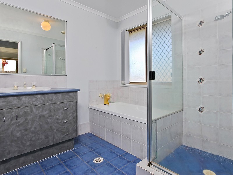 22 Whitfield Court, North Lakes QLD 4509