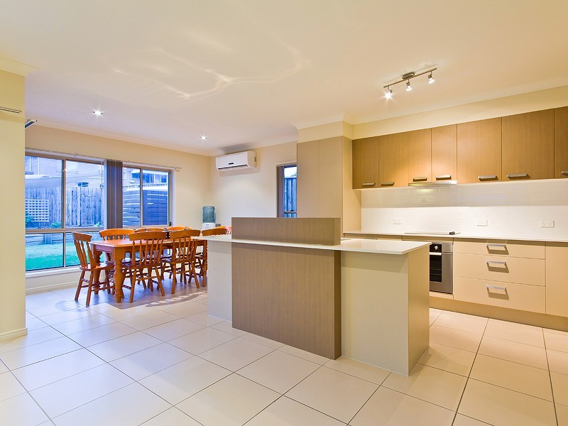 30 Lucas Street, Scarborough QLD 4020