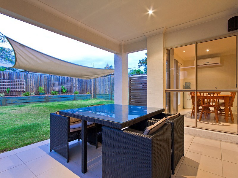 30 Lucas Street, Scarborough QLD 4020