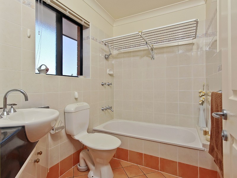 8/18-20 Wyllie Street, Redcliffe QLD 4020