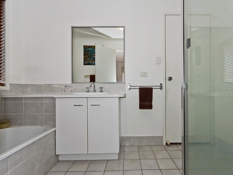 11 Tortuga Street, Deception Bay QLD 4508