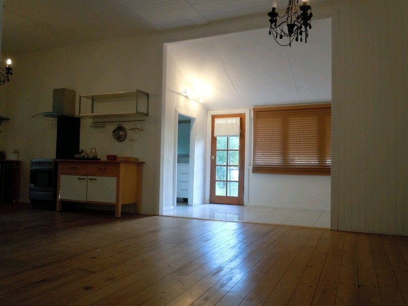 2a Ferguson Street, North Ipswich QLD 4305